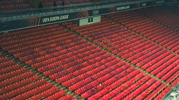 Quelles stratégies les clubs utilisent-ils pour fidéliser leurs fans ?